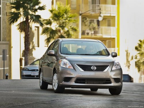 Nissan Versa